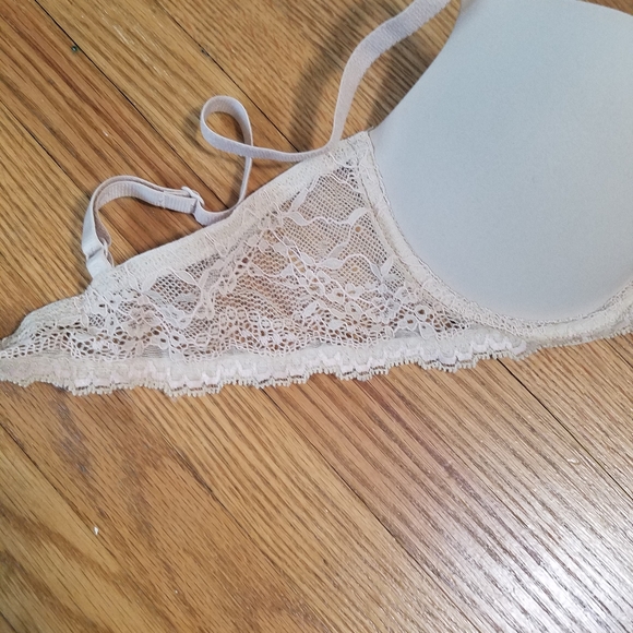 Calvin Klein push up bra - Picture 2 of 4